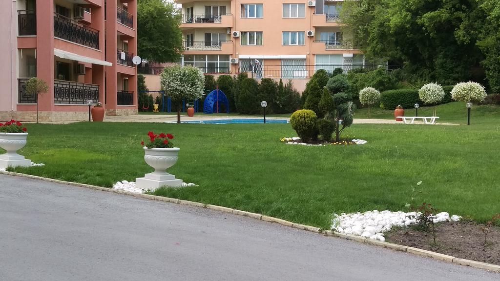 Luxury Sunrise Complex Apartment Zlatni pjasătsi Eksteriør bilde