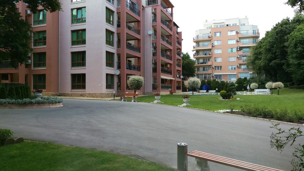 Luxury Sunrise Complex Apartment Zlatni pjasătsi Eksteriør bilde