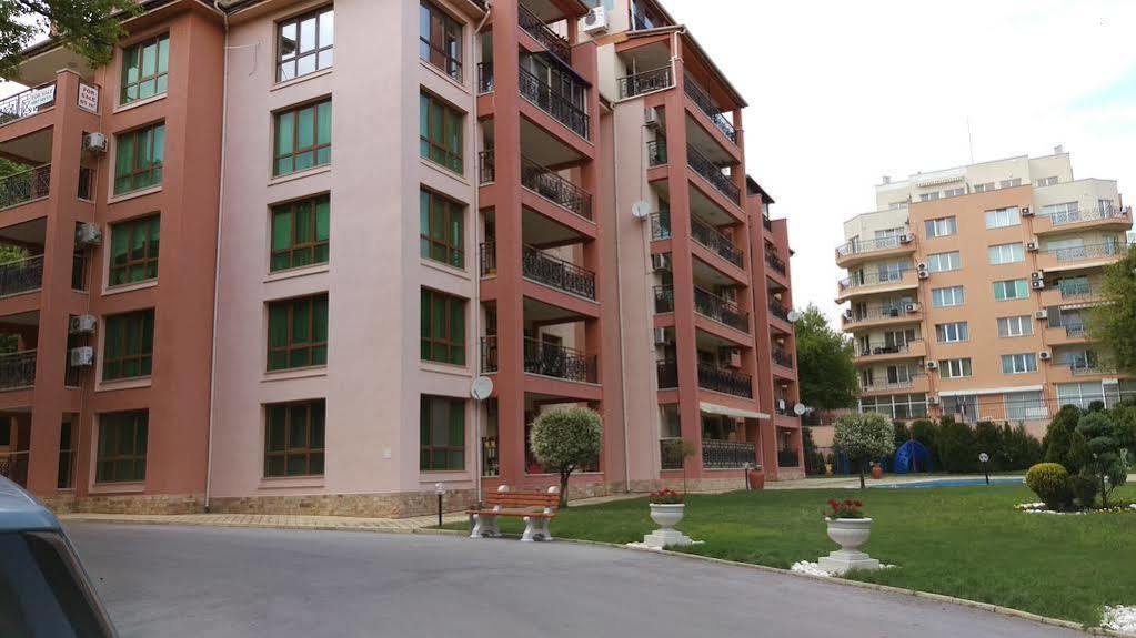 Luxury Sunrise Complex Apartment Zlatni pjasătsi Eksteriør bilde